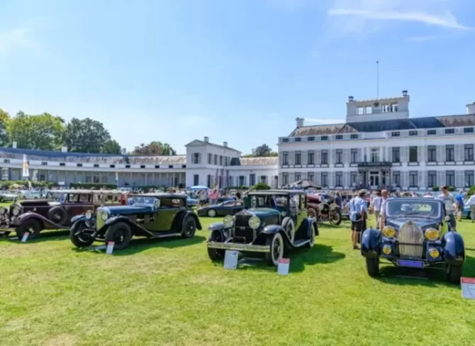 Rallyteam op het Concours d'Elegance